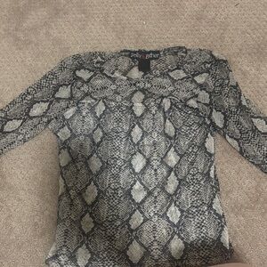 Polly & Esther Black and White Snake Print Blouse